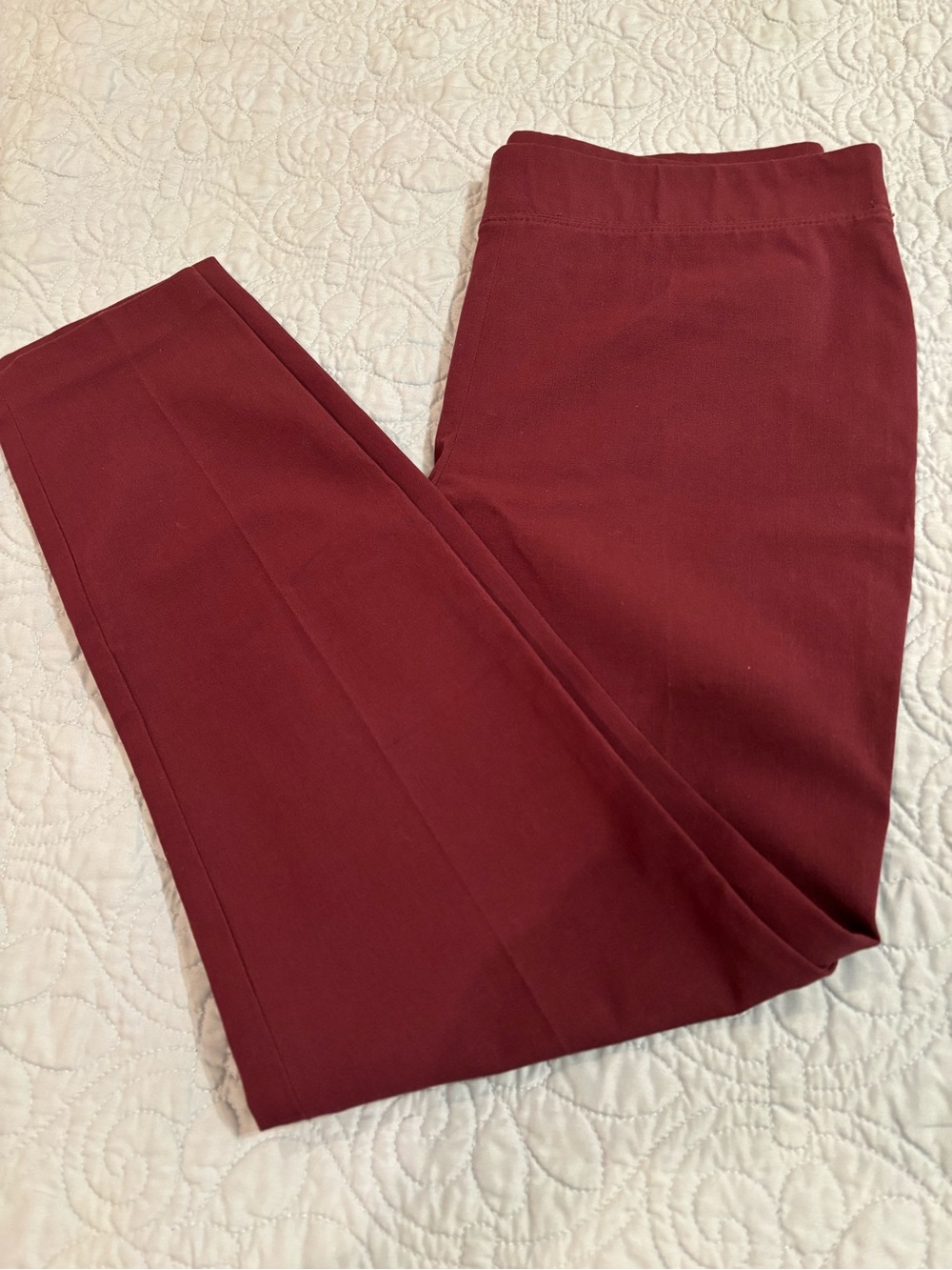 Talbots Skinny Leg Ankle Pants size 10 Burgundy/Plum Mid Rise Pull On Flat Front